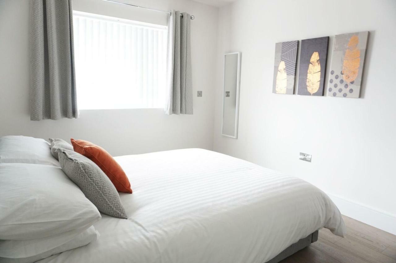 Saltwater Suites At Fistral New Quay Exterior foto